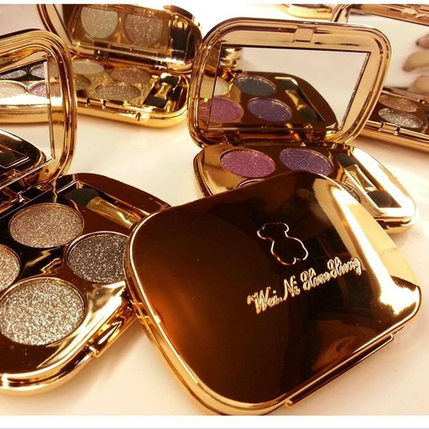 Glitter Eyeshadow Palette Makeup Set,4 Colors Shimmer Eyeshadow Palette Gold Eyeshadow Highly Pigmented Long Lasting Waterproof Sweatproof Professional Palettes(8#)